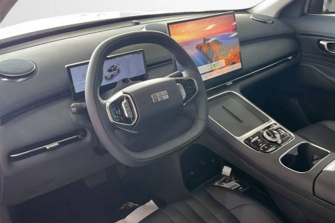 Geely Starray EM-i PRO
