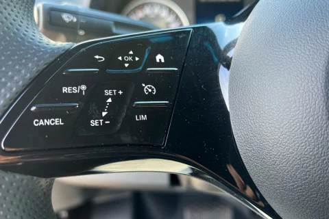 Mercedes-Benz eSprinter Nuevo eSprinter 320 Furgón PRO Largo (81kWh)