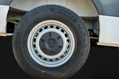 Mercedes-Benz eSprinter Nuevo eSprinter 320 Furgón PRO Largo (81kWh)