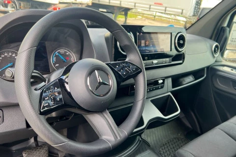 Mercedes-Benz eSprinter eSprinter pro medio 56kw