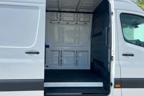 Mercedes-Benz eSprinter eSprinter pro medio 56kw