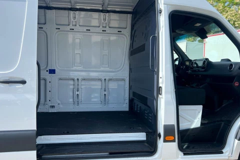 Mercedes-Benz eSprinter eSprinter pro medio 56kw