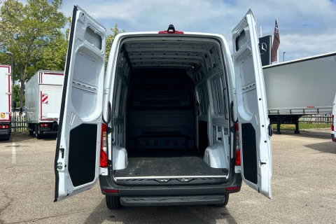 Mercedes-Benz eSprinter eSprinter pro medio 56kw