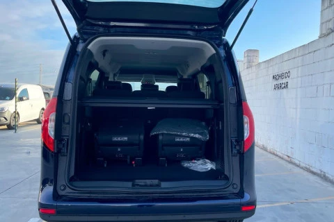 Mercedes-Benz Clase T 180 Largo