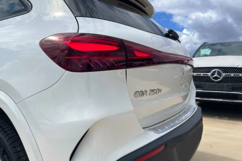 Mercedes-Benz EQA EQA 250+