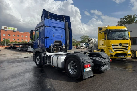 Mercedes-Benz Actros 1845 LS