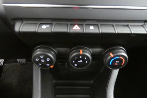 Renault Clio   Sce Authentic 49kW