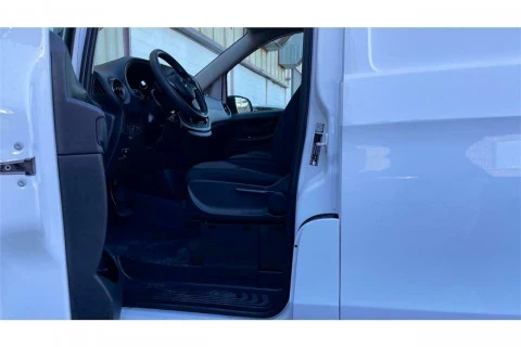 Mercedes-Benz Vito e-Vito 126 Tourer Pro Larga