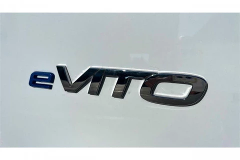 Mercedes-Benz Vito e-Vito 126 Tourer Pro Larga