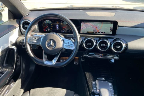 Mercedes-Benz CLA CLA 200
