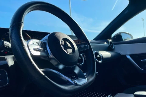 Mercedes-Benz CLA CLA 200