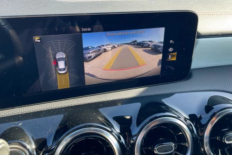 Mercedes-Benz CLA CLA 200