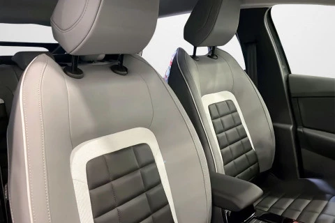 Citroën C4 Hybrid 145 ë-DCS6 Max