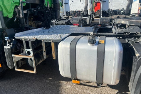 Mercedes-Benz Actros 1845 LS