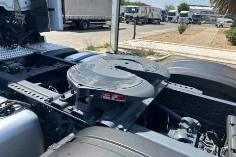 Mercedes-Benz Actros 1851 LS