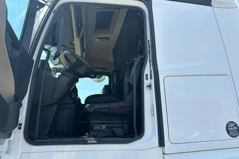 Mercedes-Benz Actros 1851 LS