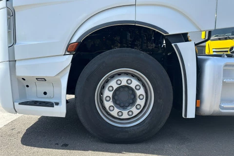 Mercedes-Benz Actros 1851 LS