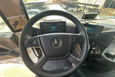 Mercedes-Benz Actros 1851 LS