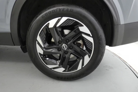 Nissan Qashqai   1.3 DIG-T mHEV 12V N-Connecta 4x2 Aut. 117