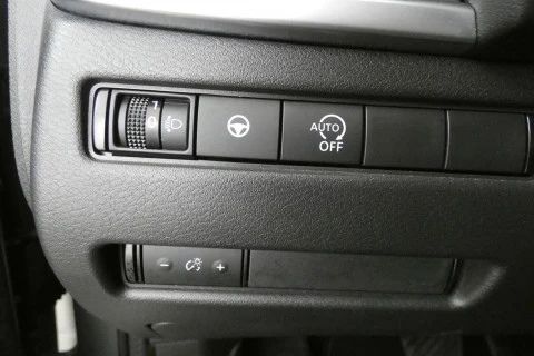 Nissan Qashqai   1.3 DIG-T mHEV 12V N-Connecta 4x2 Aut. 117