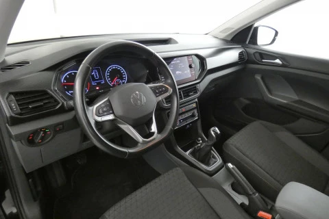 Volkswagen T-Cross   1.0 TSI Advance 81kW