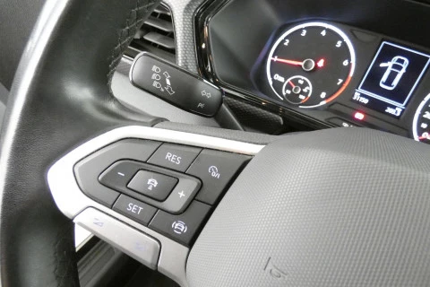 Volkswagen T-Cross   1.0 TSI Advance 81kW