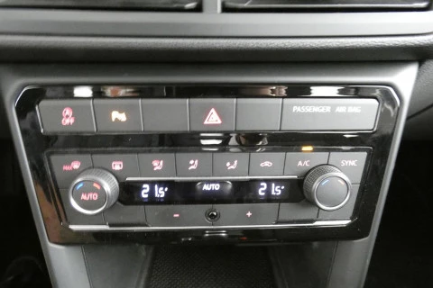 Volkswagen T-Cross   1.0 TSI Advance 81kW