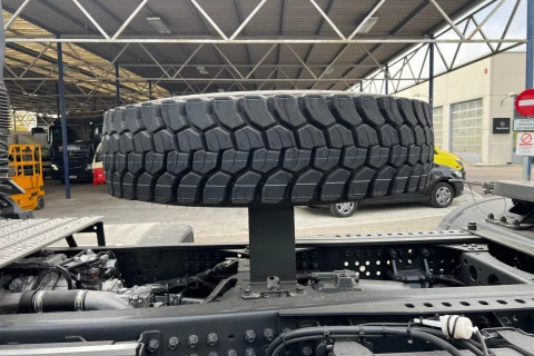 Mercedes-Benz Arocs 1842 AS