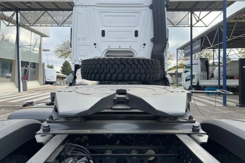 Mercedes-Benz Arocs 1842 AS