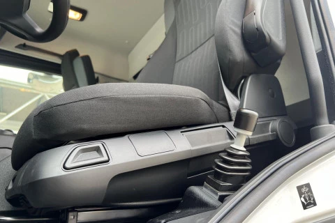 Mercedes-Benz Arocs 1842 AS