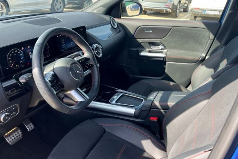 Mercedes-Benz GLA GLA 200 D