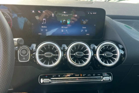 Mercedes-Benz GLA GLA 200 D