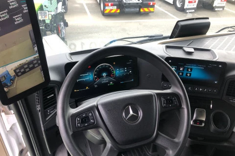 Mercedes-Benz Actros 1851 LS