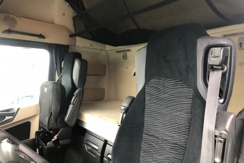 Mercedes-Benz Actros 1851 LS