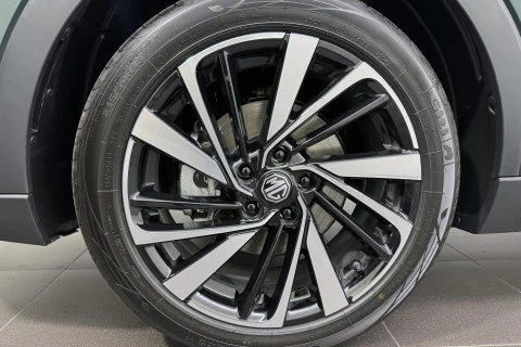 MG ZS Hybrid+ Luxury