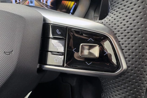 MG ZS Hybrid+ Luxury
