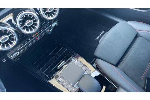 Mercedes-Benz CLA CLA 200 D DCT