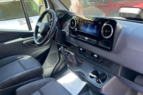 Mercedes-Benz Sprinter 317 FURGON PRO LARGO