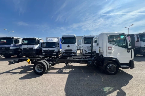 Renault D 7,5 L4 CCM 180E6