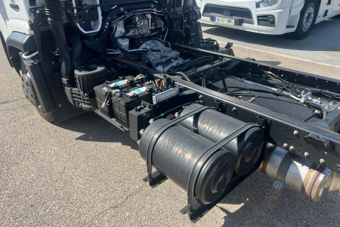 Renault D 7,5 L4 CCM 180E6