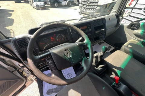 Renault D 7,5 L4 CCM 180E6