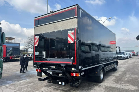 Mercedes-Benz Atego 1324 L