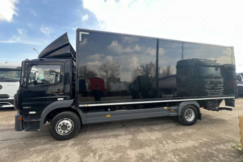 Mercedes-Benz Atego 1324 L