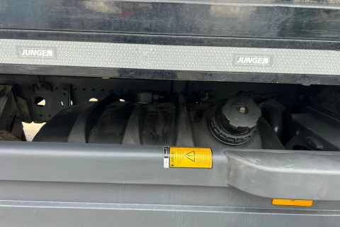 Mercedes-Benz Atego 1324 L