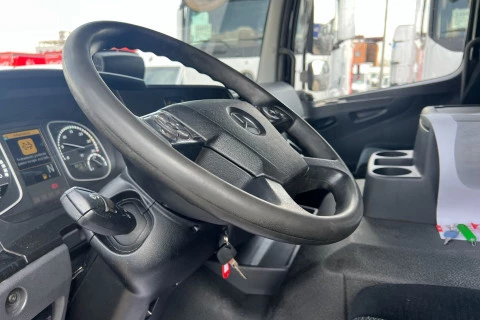Mercedes-Benz Atego 1324 L