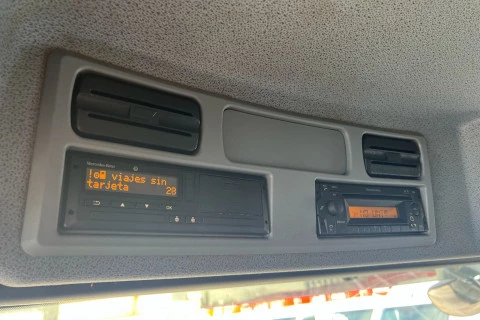 Mercedes-Benz Atego 1324 L