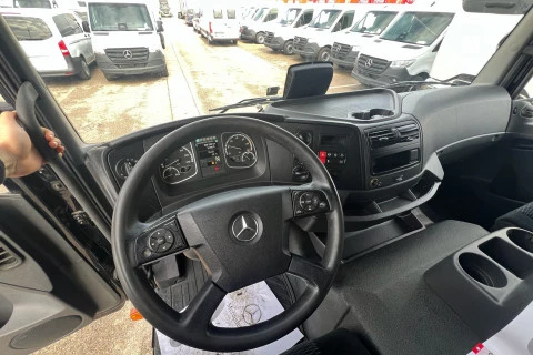 Mercedes-Benz Atego 1324 L