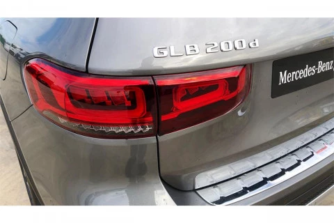 Mercedes-Benz GLB GLB 200 d