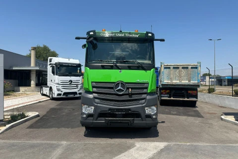 Mercedes-Benz Actros 1845 LS