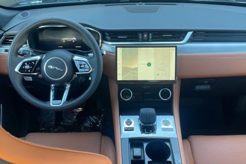 Jaguar F-Pace 2.0D I4 MHEV R-Dynamic S AWD Auto 150 kW (204 CV)